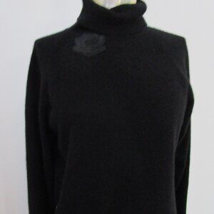 Black CASHMERE Turtleneck Sweater Pullover Rose Applique